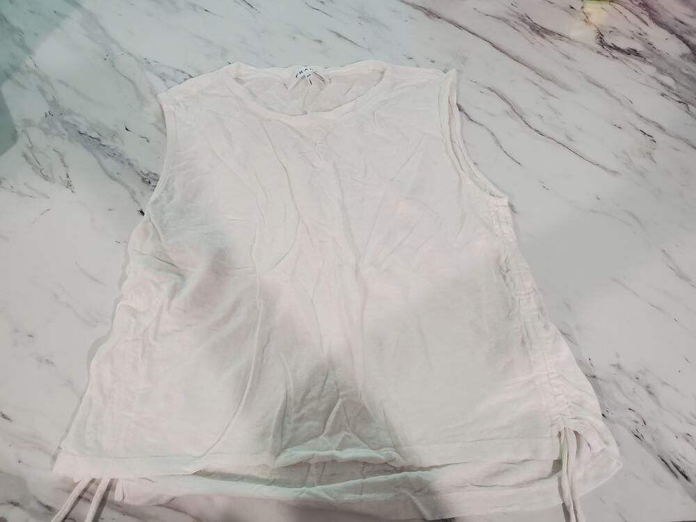Frame tank top.a25